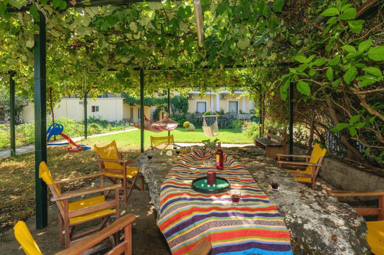 Studio Timotheos Marathiás Buitenkant foto